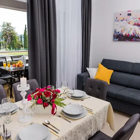 Little Beauty Apartament *