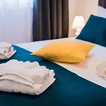 Little Beauty 아파트 *